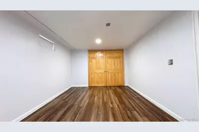 168-12 19th Ave Avenue, Whitestone, NY 11357 - Photo 25