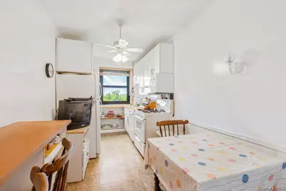 3850 Sedgwick Avenue #11A, Bronx, NY 10463 - Photo 9