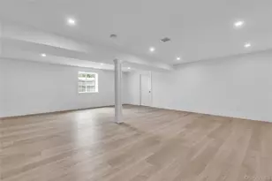 1726 Tower Ct, Mohegan Lake, NY 10547 - Photo 23