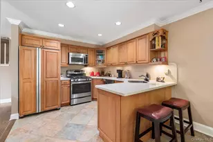 32 The Glen, Glen Head, NY 11545 - Photo 11