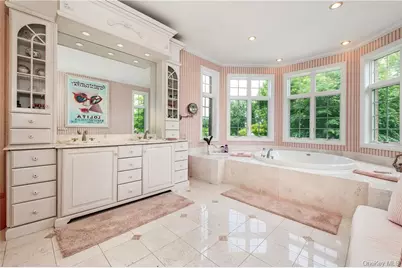 11 Fawn Lane, Armonk, NY 10504 - Photo 13