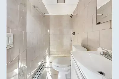 91 Elzey Avenue, Elmont, NY 11003 - Photo 9