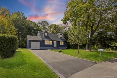 24 Laura Drive, Centereach, NY 11720 - Photo 29