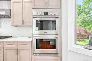 103 Robinhood Ln, West Nyack, NY 10994 - Photo 11