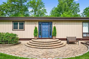 103 Robinhood Ln, West Nyack, NY 10994 - Photo 3