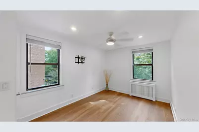 52-21 39th Road #2B, Woodside, NY 11377 - Photo 11