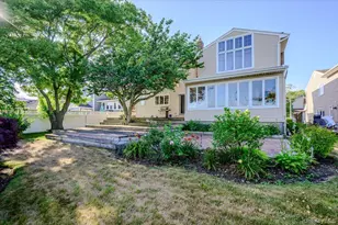330 Harbor Dr, Long Beach, NY 11561 - Photo 7