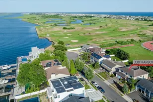 330 Harbor Dr, Long Beach, NY 11561 - Photo 21