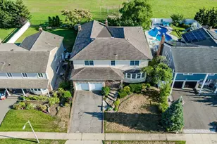 330 Harbor Dr, Long Beach, NY 11561 - Photo 11
