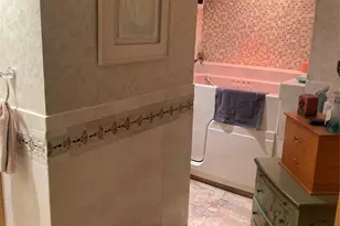 780 W Broadway, Long Beach, NY 11561 - Photo 17