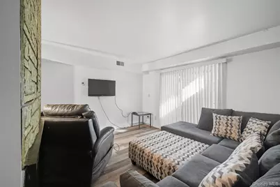 24 Wooded Way, Calverton, NY 11933 - Photo 9