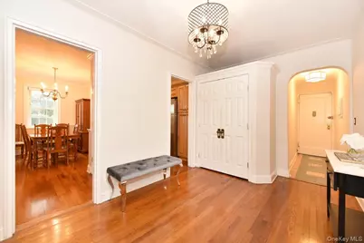 106 S Village Avenue #1D, Rockville Centre, NY 11572 - Photo 5