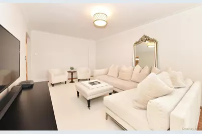 106 S Village Avenue #1D, Rockville Centre, NY 11572 - Photo 9