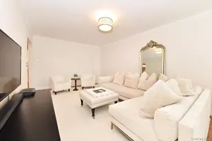 106 S Village Ave, Rockville Centre, NY 11572 - Photo 9