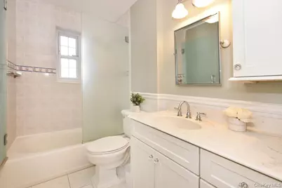 106 S Village Avenue #1D, Rockville Centre, NY 11572 - Photo 17