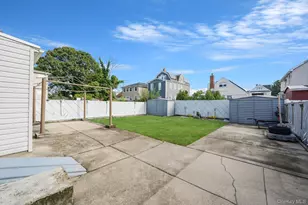 134-37 157th St, Jamaica, NY 11434 - Photo 3