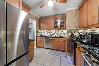 5 Sadore Lane #5P, Yonkers, NY 10710 - Photo 3