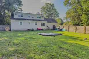 33 Echo Ave, Miller Place, NY 11764 - Photo 3