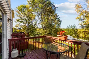 204 Williamsburg Dr, Mahopac, NY 10541 - Photo 19