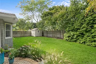 33 Robbins Ave, Babylon, NY 11702 - Photo 35