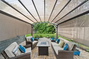 33 Robbins Ave, Babylon, NY 11702 - Photo 33