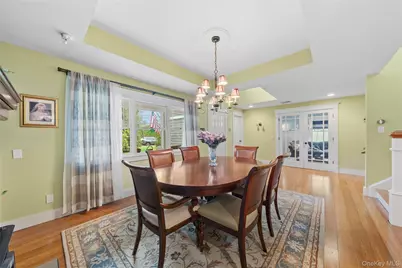 33 Robbins Avenue, Babylon, NY 11702 - Photo 7