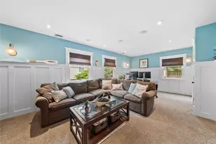 33 Robbins Ave, Babylon, NY 11702 - Photo 17