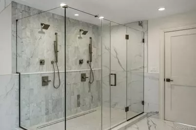 908 Maple Lane, East Meadow, NY 11554 - Photo 17