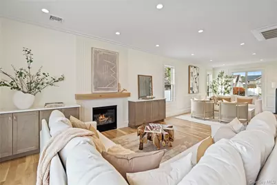 908 Maple Lane, East Meadow, NY 11554 - Photo 9