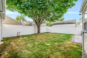 99 W Cortland Ave, Oceanside, NY 11572 - Photo 21