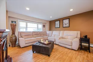 99 W Cortland Ave, Oceanside, NY 11572 - Photo 5