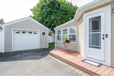 99 W Cortland Avenue, Oceanside, NY 11572 - Photo 25