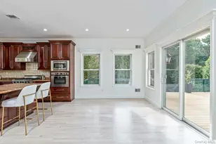 32 Sycamore Dr, East Moriches, NY 11940 - Photo 17