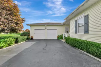 32 Sycamore Drive, East Moriches, NY 11940 - Photo 7