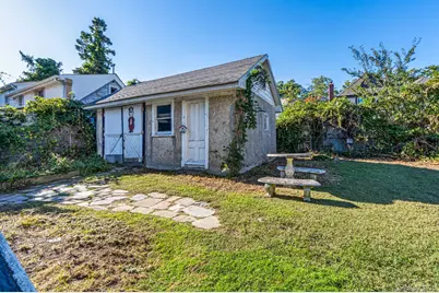 184-51 Hovenden Road, Jamaica, NY 11432 - Photo 23