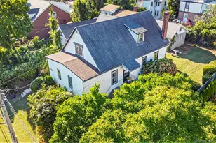 184-51 Hovenden Rd, Jamaica, NY 11432 - Photo 25