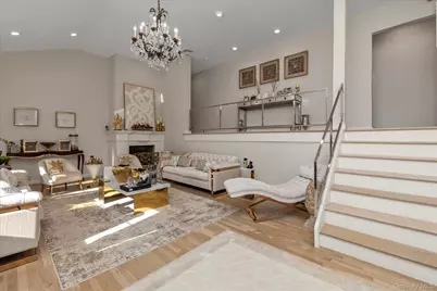 47 Pinewood Road, Roslyn, NY 11576 - Photo 3