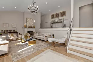 47 Pinewood Rd, Roslyn, NY 11576 - Photo 3