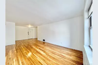 8337 Saint James Avenue #Unit 3S, Elmhurst, NY 11373 - Photo 1