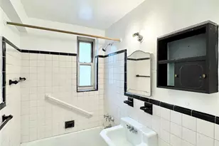 83-37 St James Ave, Elmhurst, NY 11373 - Photo 5