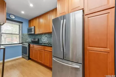 68-02 140th Street #A, Kew Gardens, NY 11367 - Photo 11