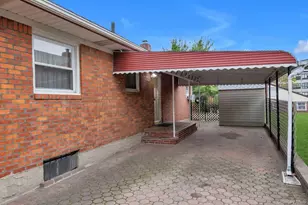 50-20 228th St, Oakland Gardens, NY 11364 - Photo 17