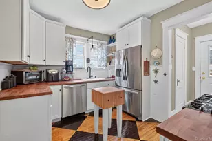 7 Ransom Ave, Sea Cliff, NY 11579 - Photo 17