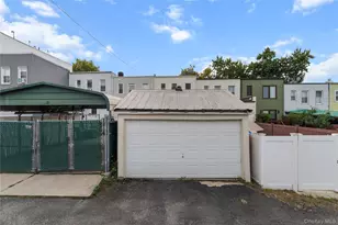 61-43 55th St, Maspeth, NY 11378 - Photo 33