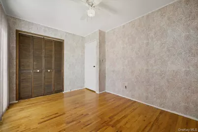 2846 Walter Road, Wantagh, NY 11793 - Photo 15