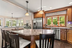 19 Gamecock Ln, Babylon, NY 11702 - Photo 5