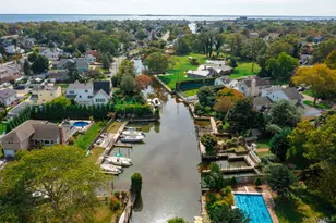 19 Gamecock Ln, Babylon, NY 11702 - Photo 33