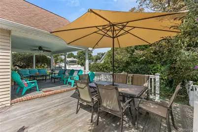 19 Gamecock Lane, Babylon, NY 11702 - Photo 21