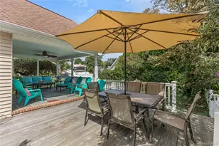 19 Gamecock Ln, Babylon, NY 11702 - Photo 21