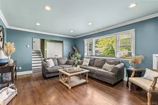 19 Gamecock Ln, Babylon, NY 11702 - Photo 3